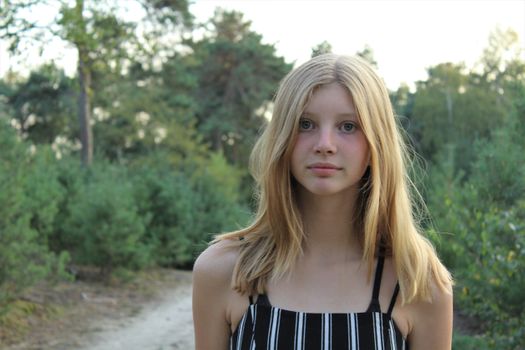 Portretbeeld bij artikel over Sofie Kraay en de vraag naar haar leeftijd in het entertainmentnieuws